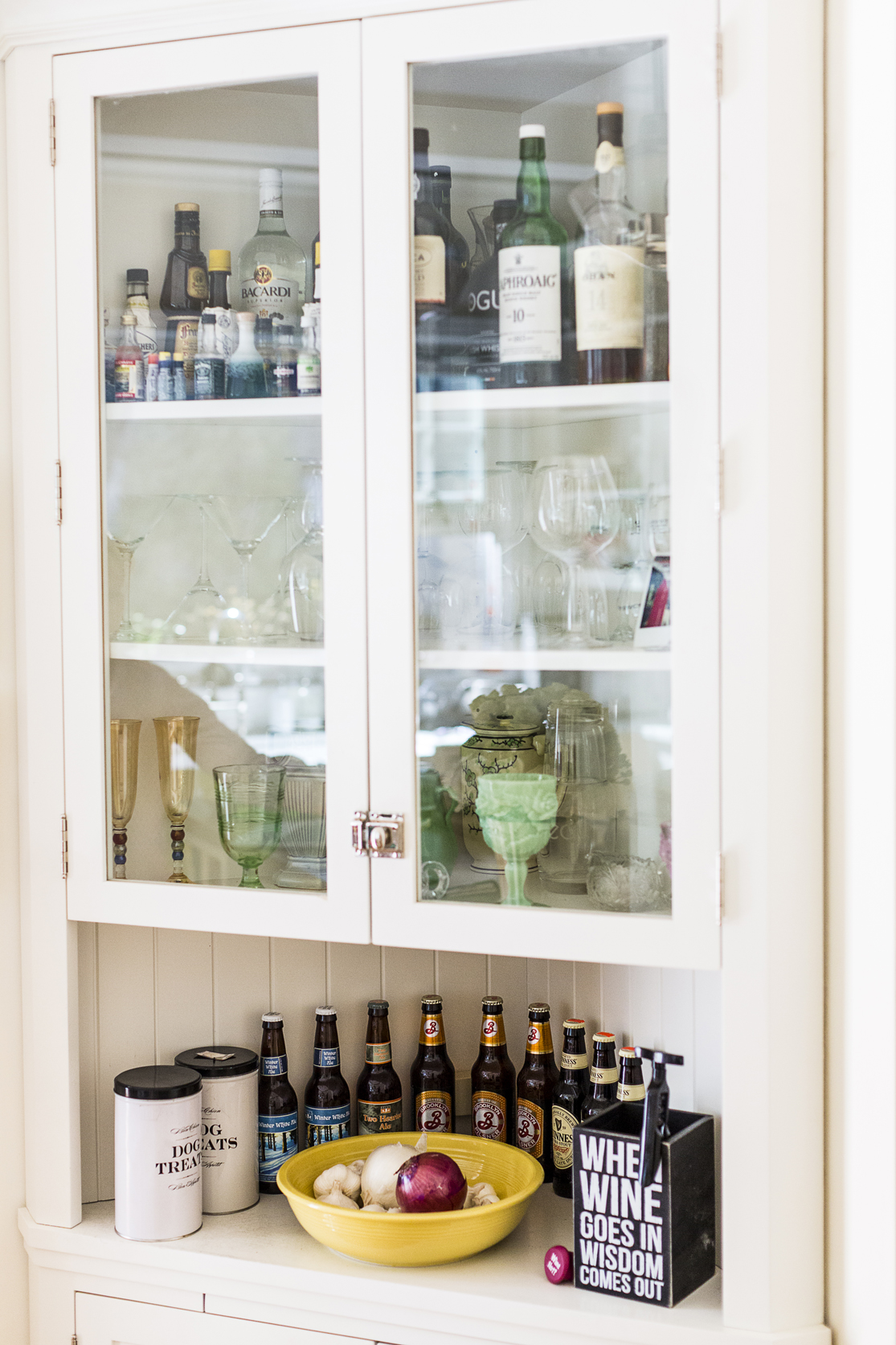 InsideWright_Martha_Plimpton_People_Magazine_kitchen.jpg