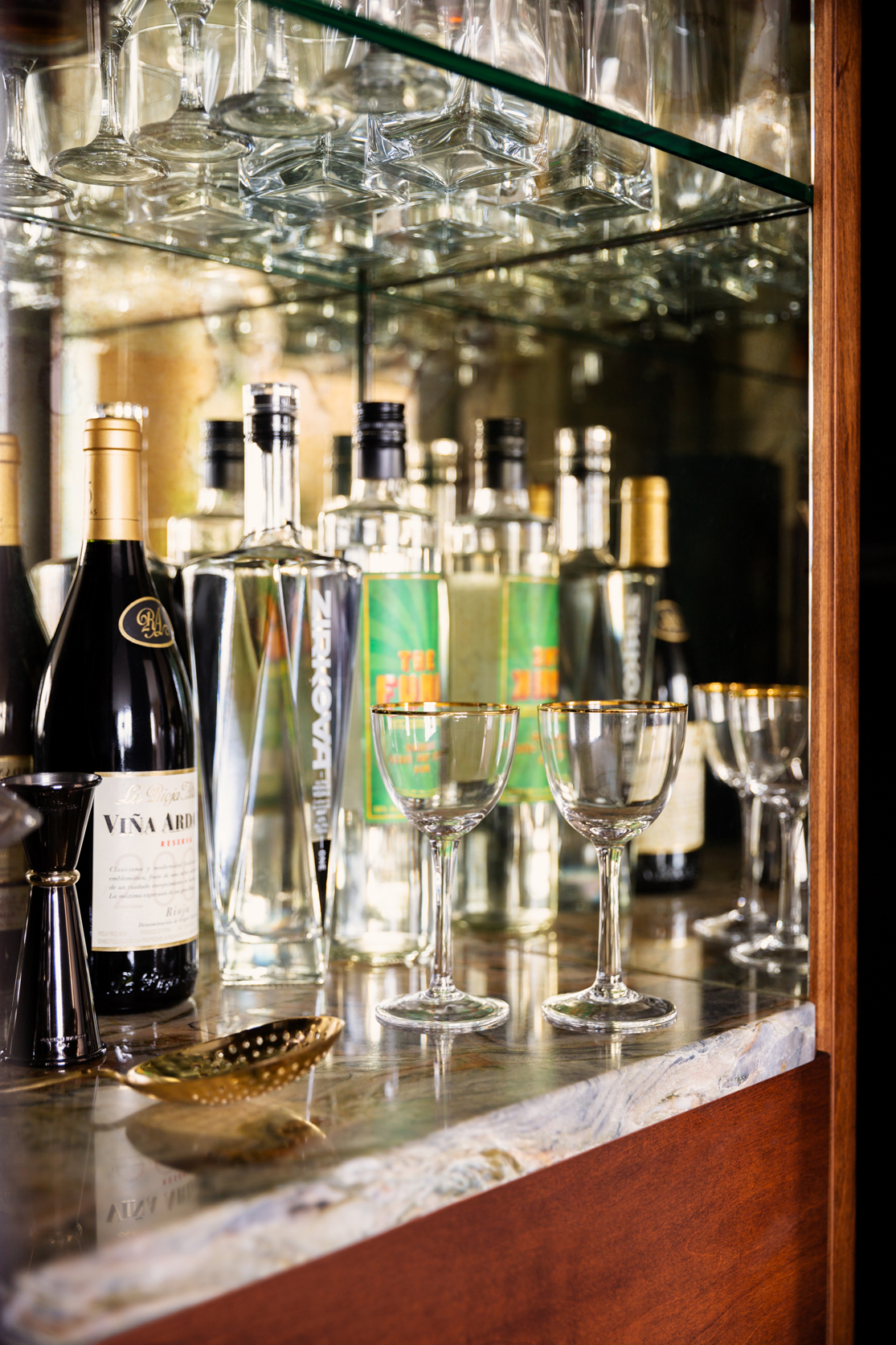 InsideWright_30West_bar_2.jpg